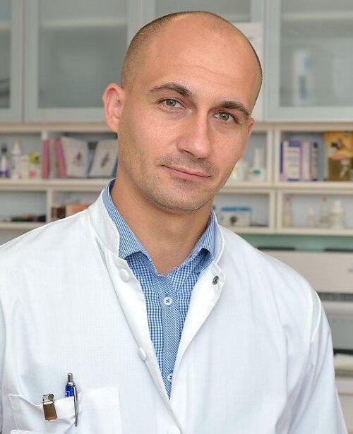 Докторе Пластични хирург Лука Stevovic